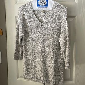 Lucky brand light grey/white sweater